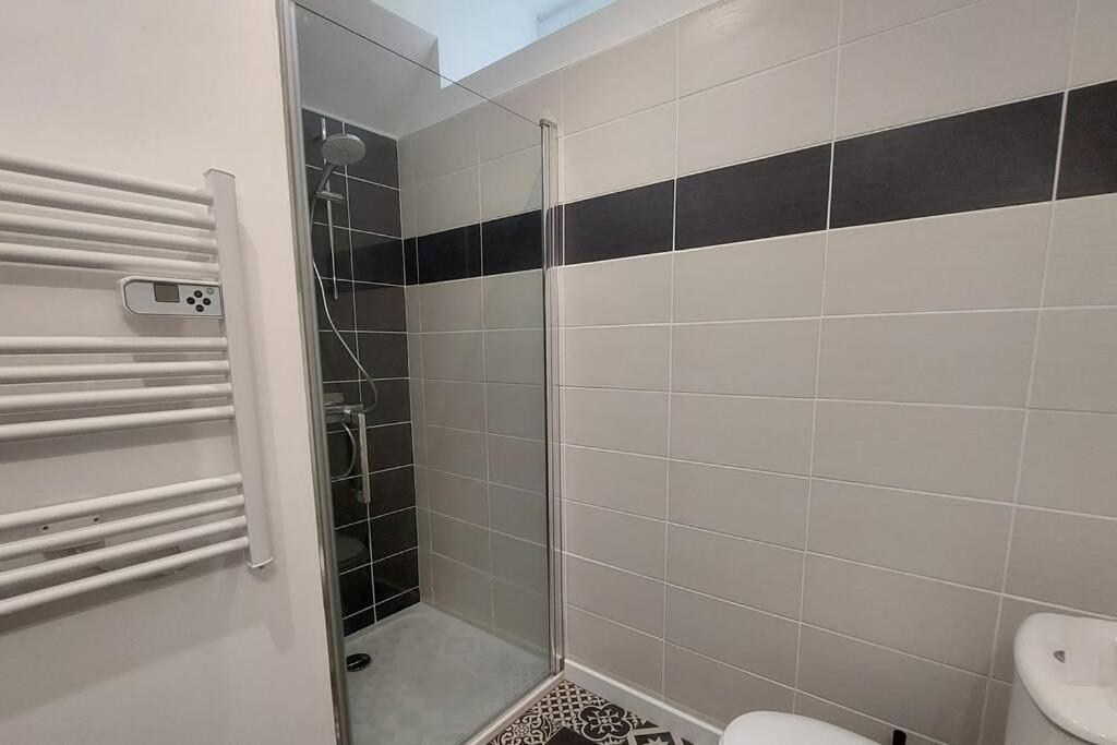 Villa Jean Julien - Les Cascades - Appartement T3 - 2 Chambres - 6 Personnes Le Mont-Dore Exteriör bild